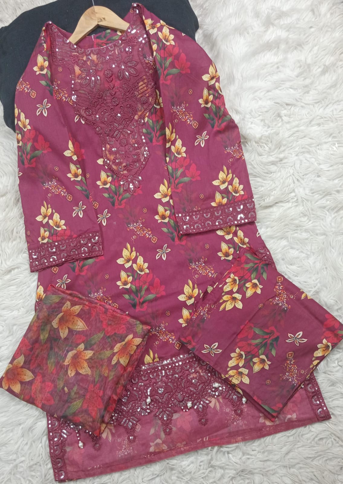 3 PIECE - EMBROIDERED LAWN SUIT