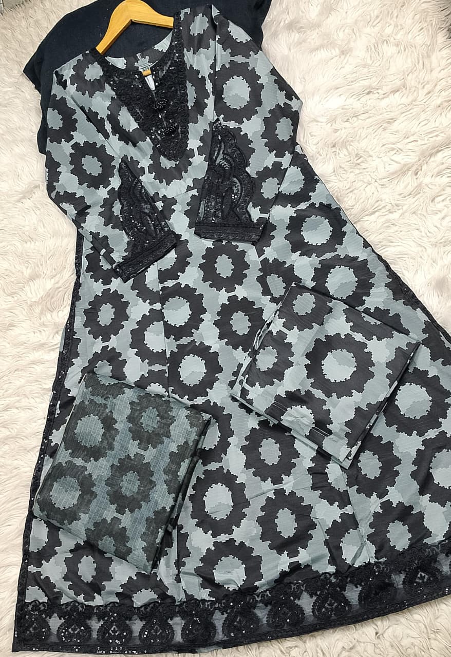 3 PIECE - EMBROIDERED LAWN SUIT