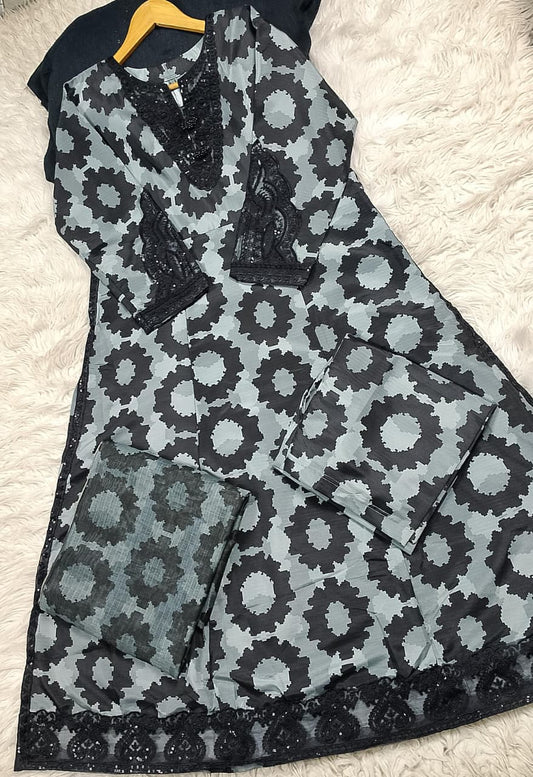 3 PIECE - EMBROIDERED LAWN SUIT