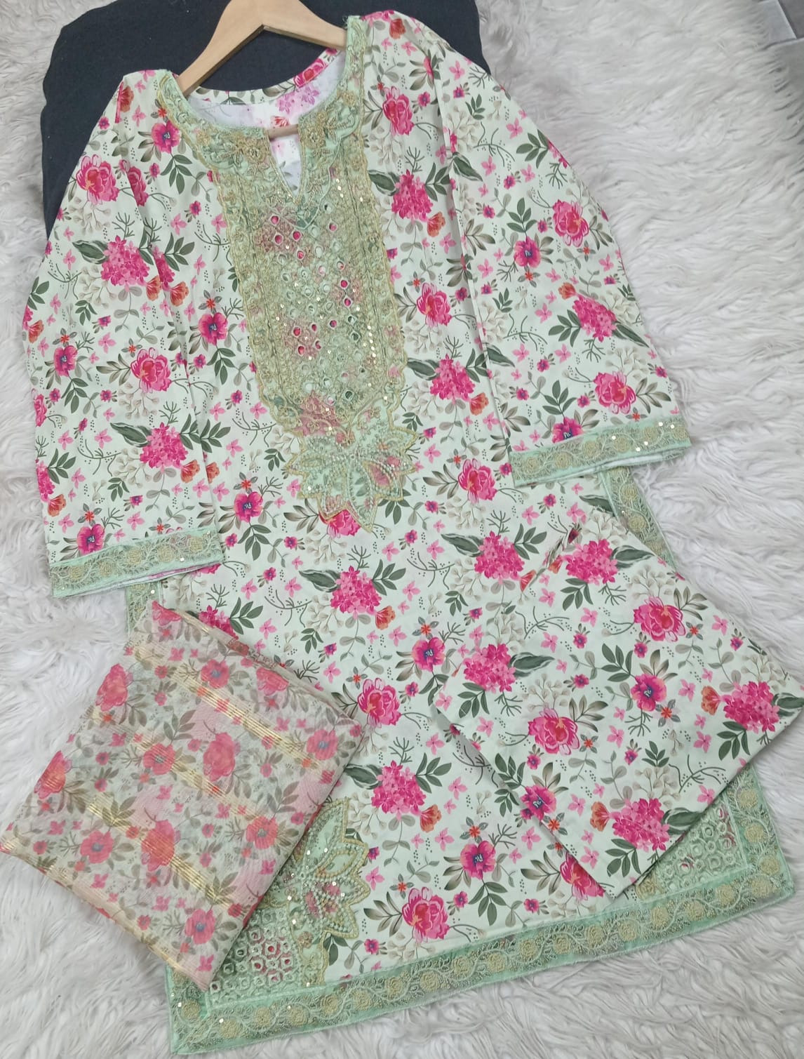 3 PIECE - EMBROIDERED LAWN SUIT