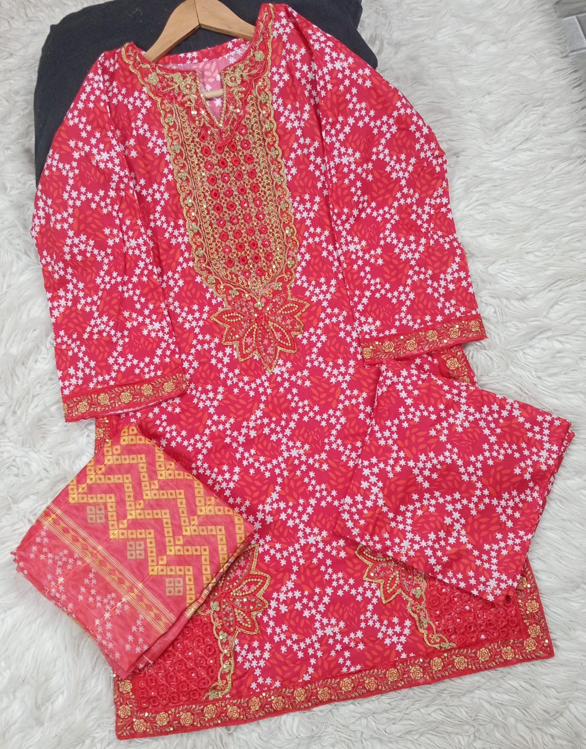 3 PIECE - EMBROIDERED LAWN SUIT