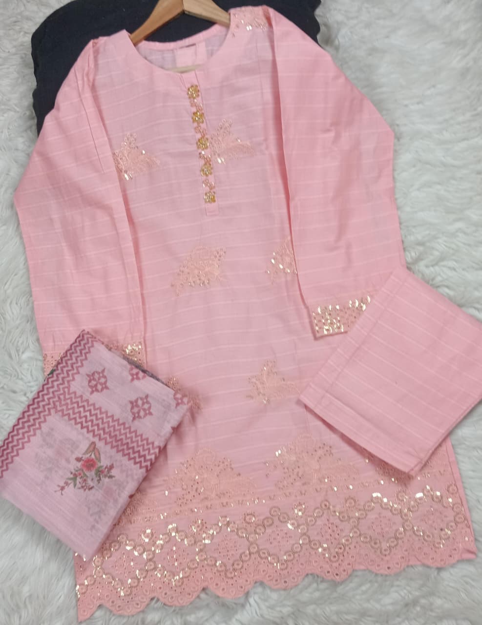 3 PIECE - EMBROIDERED LAWN SUIT
