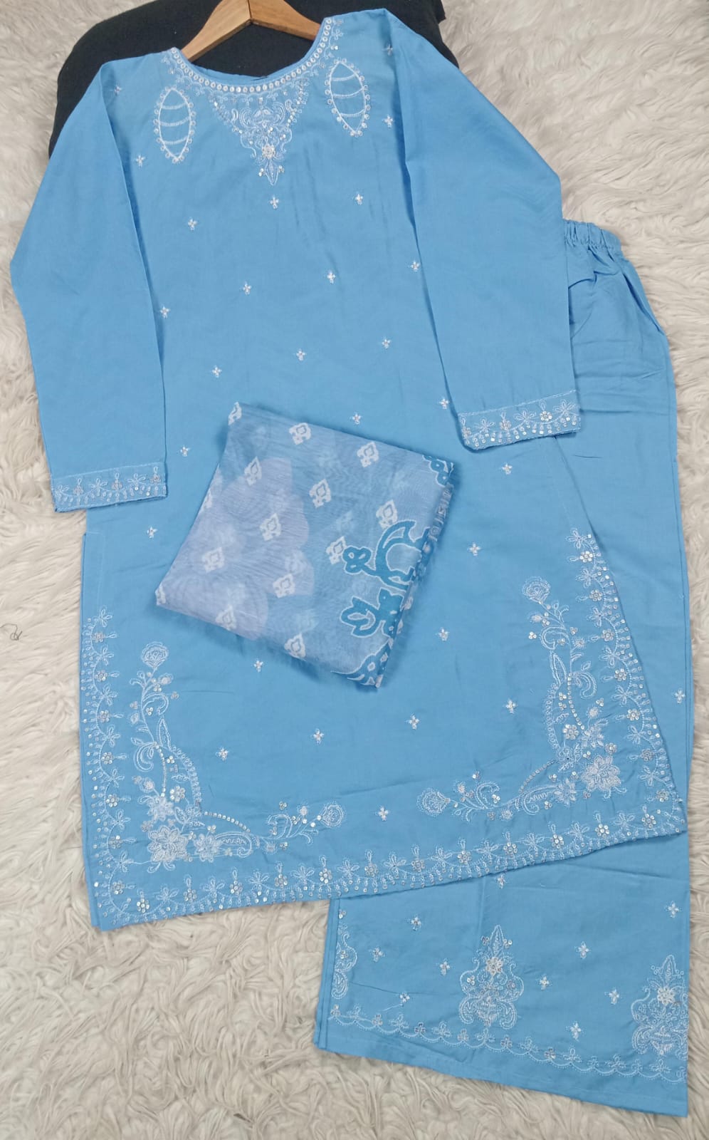 3 PIECE - EMBROIDERED LAWN SUIT