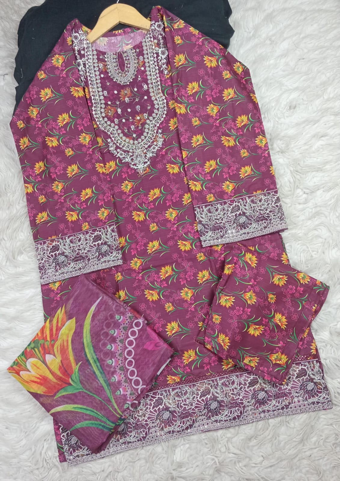 3 PIECE - EMBROIDERED LAWN SUIT