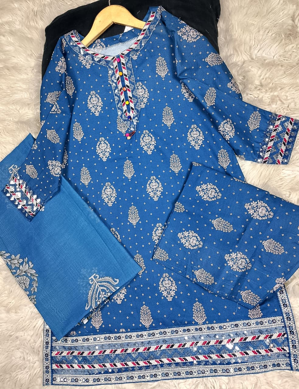 3 PIECE - EMBROIDERED LAWN SUIT