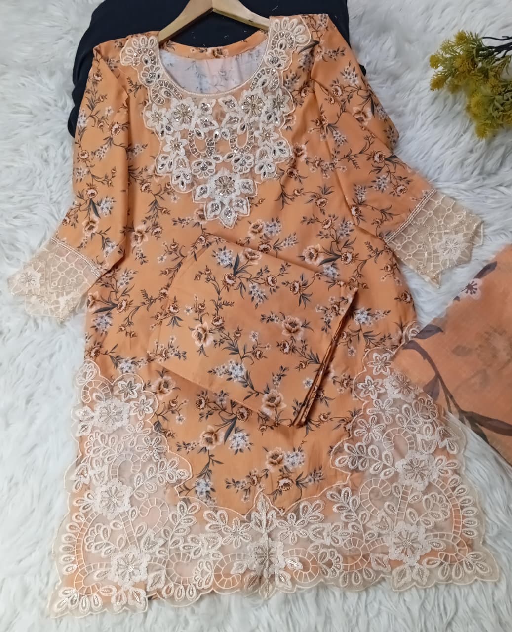 3 PIECE - EMBROIDERED LAWN SUIT