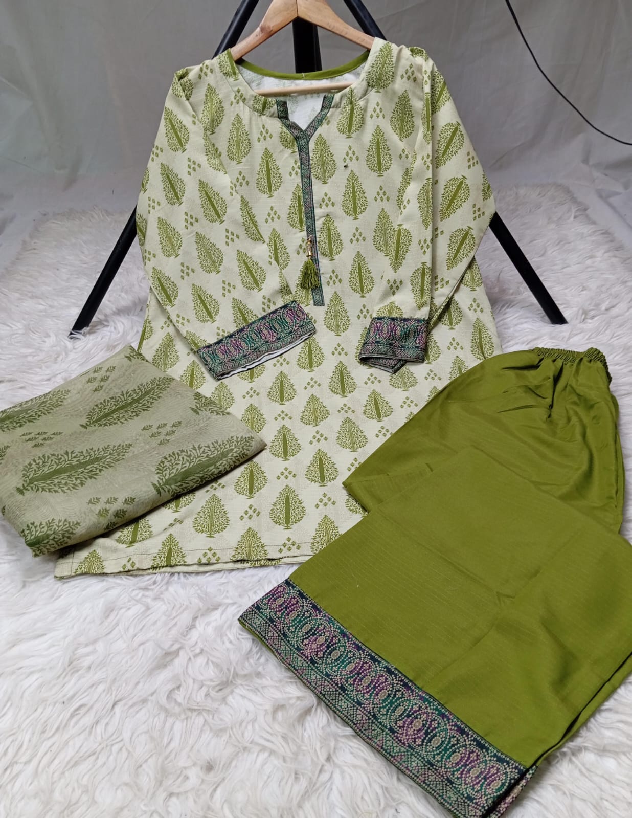 3 PIECE -  LAWN SUIT