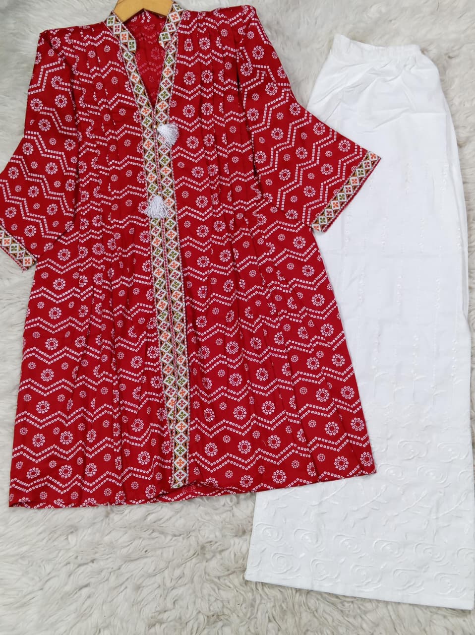 3 PIECE - EMBROIDERED LAWN SUIT
