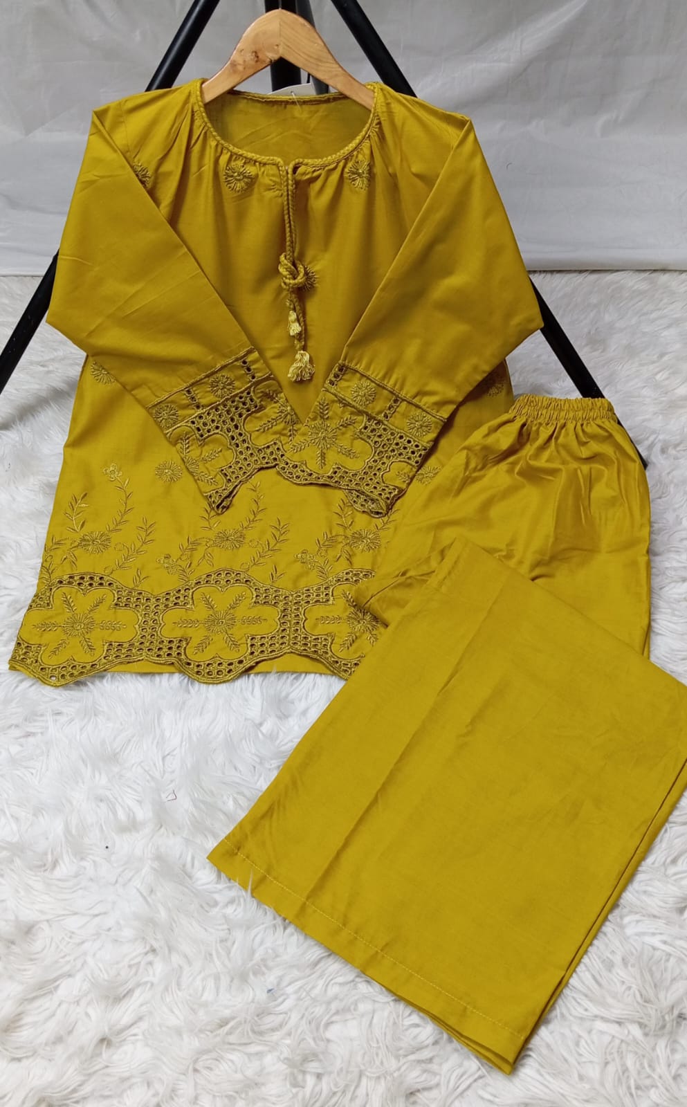 3 PIECE - EMBROIDERED LAWN SUIT
