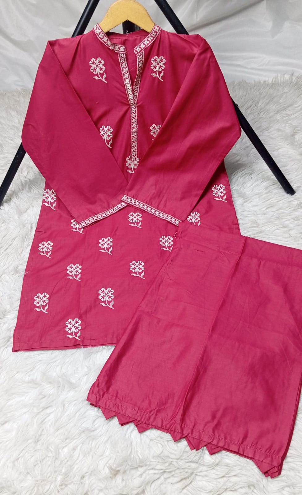 3 PIECE - EMBROIDERED LAWN SUIT