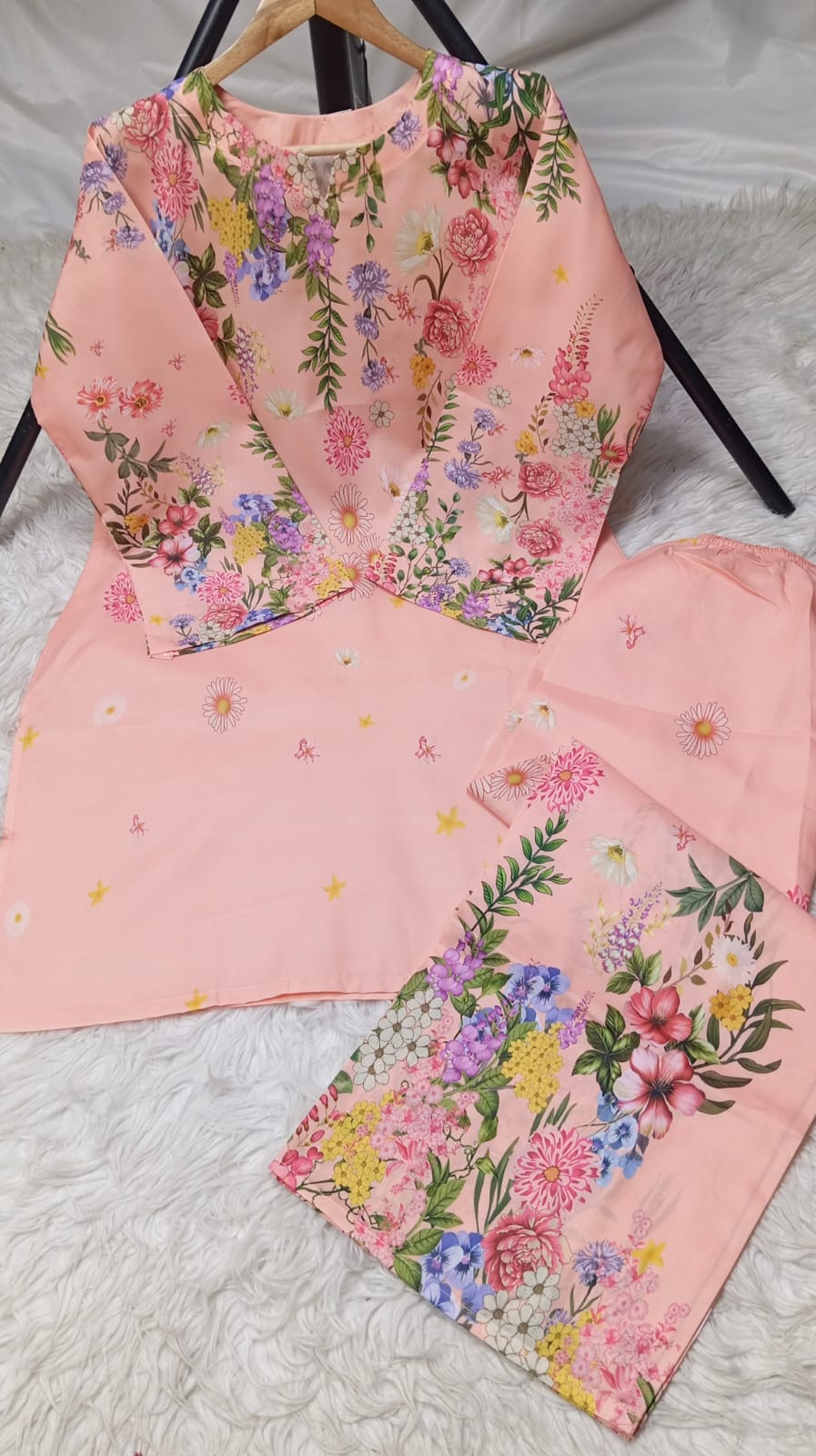 3 PIECE - EMBROIDERED LAWN SUIT