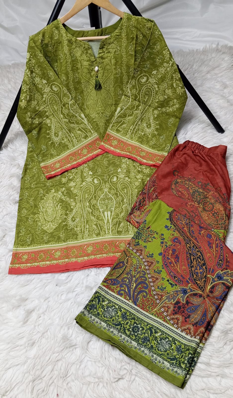 3 PIECE - EMBROIDERED LAWN SUIT