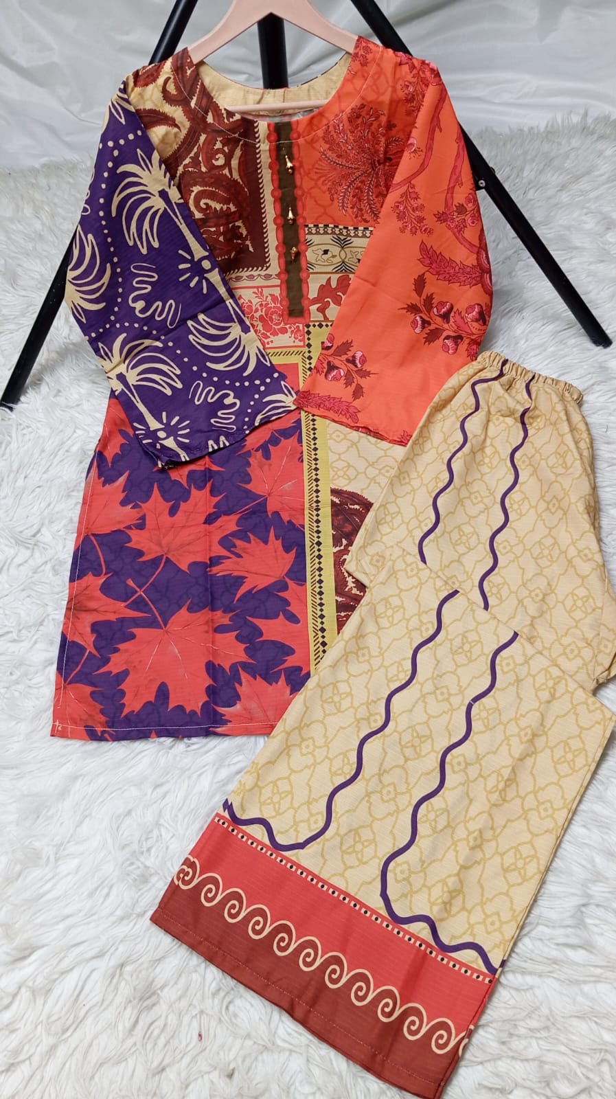 3 PIECE - EMBROIDERED LAWN SUIT