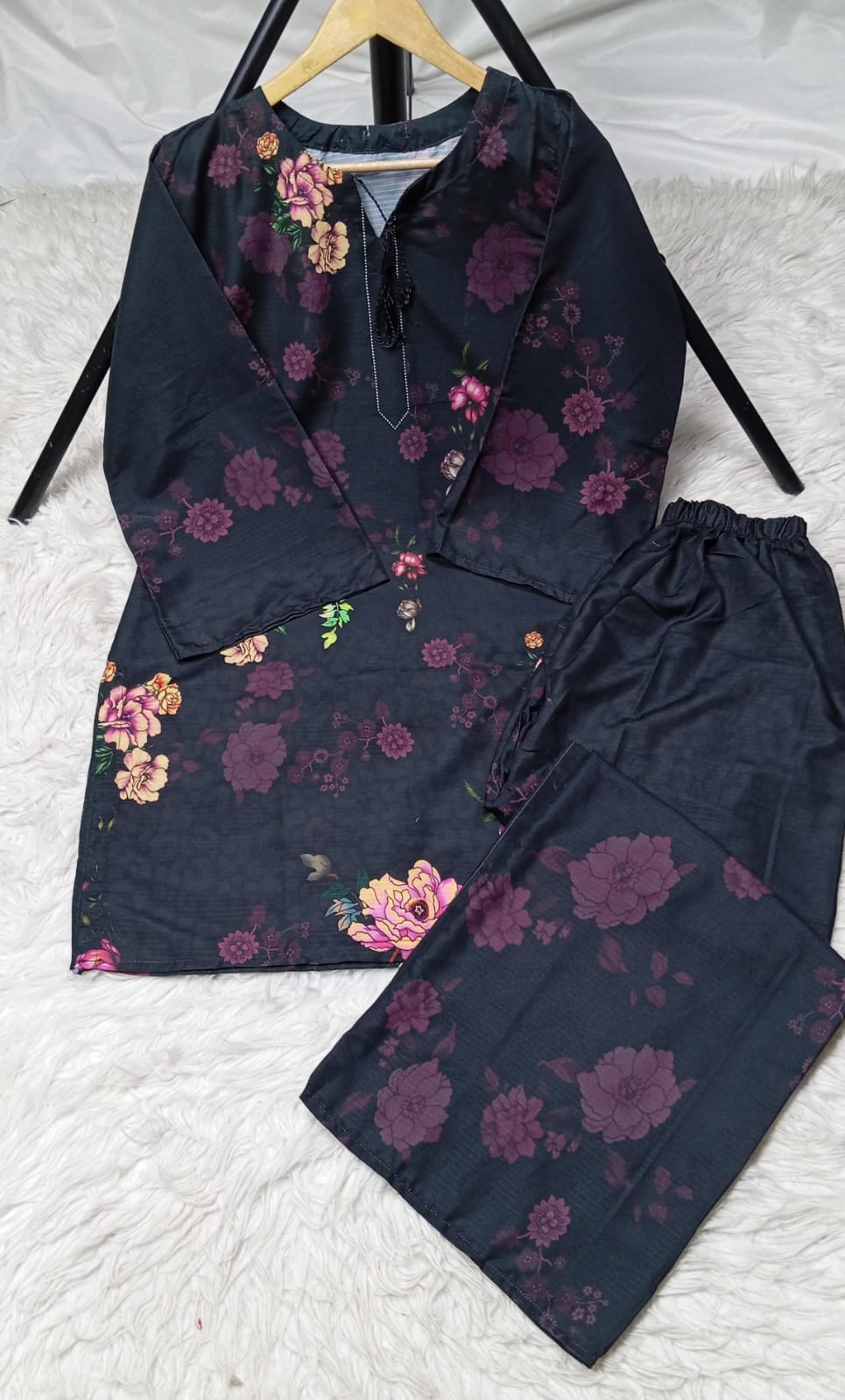 3 PIECE - EMBROIDERED LAWN SUIT
