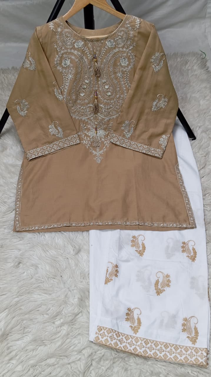 3 PIECE - EMBROIDERED LAWN SUIT