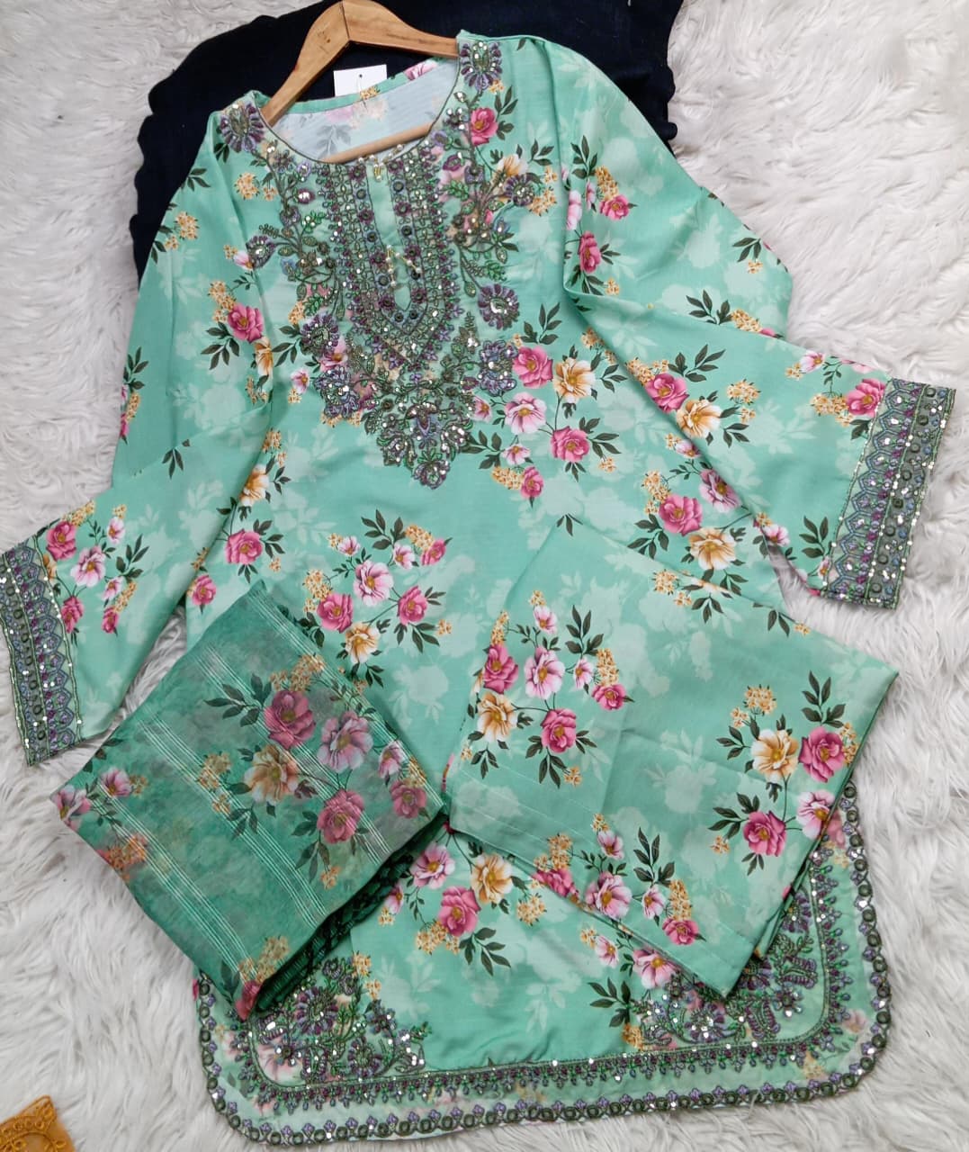 3 PIECE - EMBROIDERED LAWN SUIT
