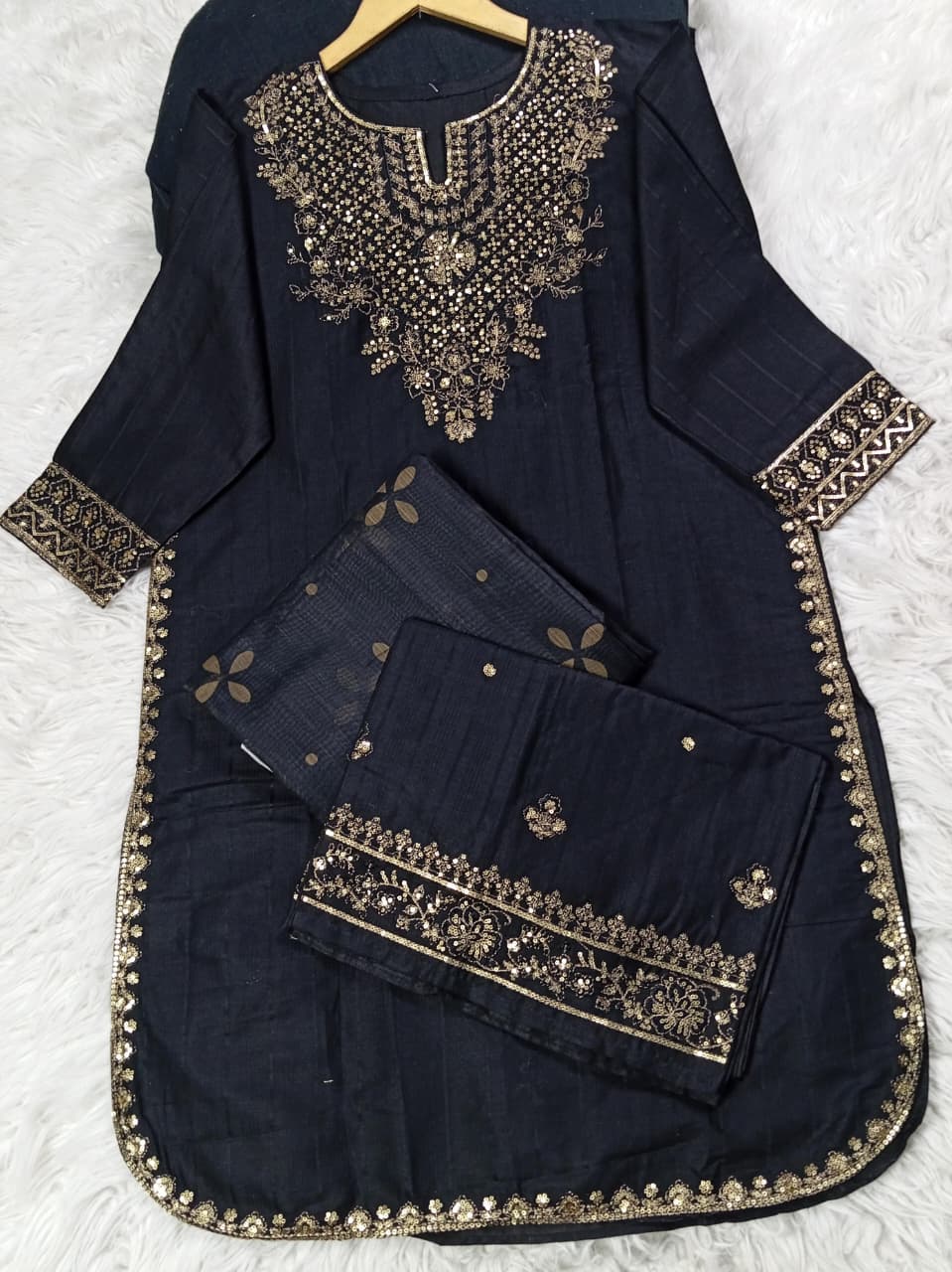 3 PIECE - EMBROIDERED LAWN SUIT