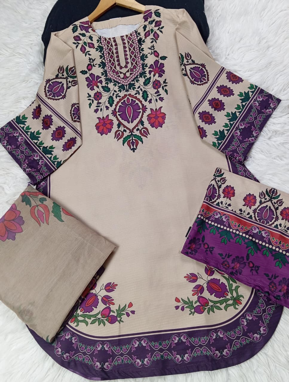 3 PIECE - EMBROIDERED LAWN SUIT