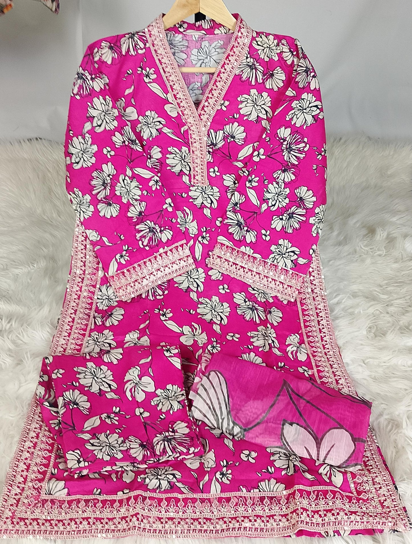 3 PIECE - EMBROIDERED / PRINTED LAWN SUIT